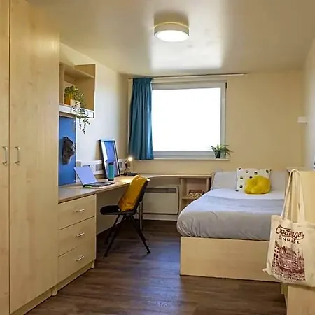 Burley Road In Apartament